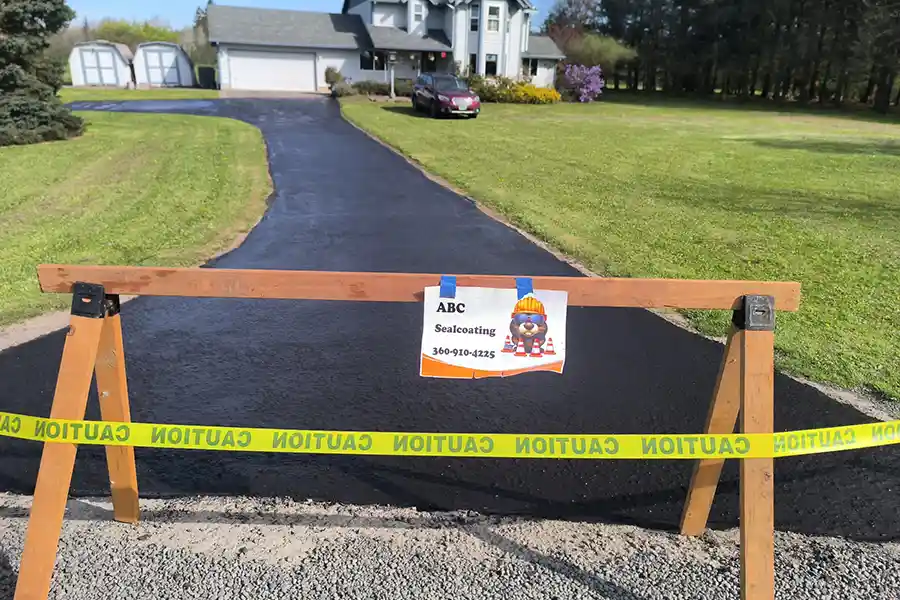 Driveway sealcoating in Vancouver, WA Driveway sealcoating